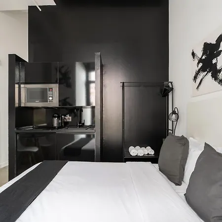 Aparthotel General Castanos 36